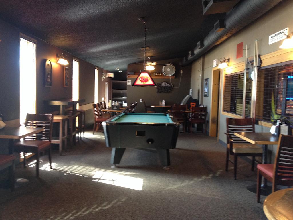 Chubby'S Bar & Motel Belle Plaine 외부 사진