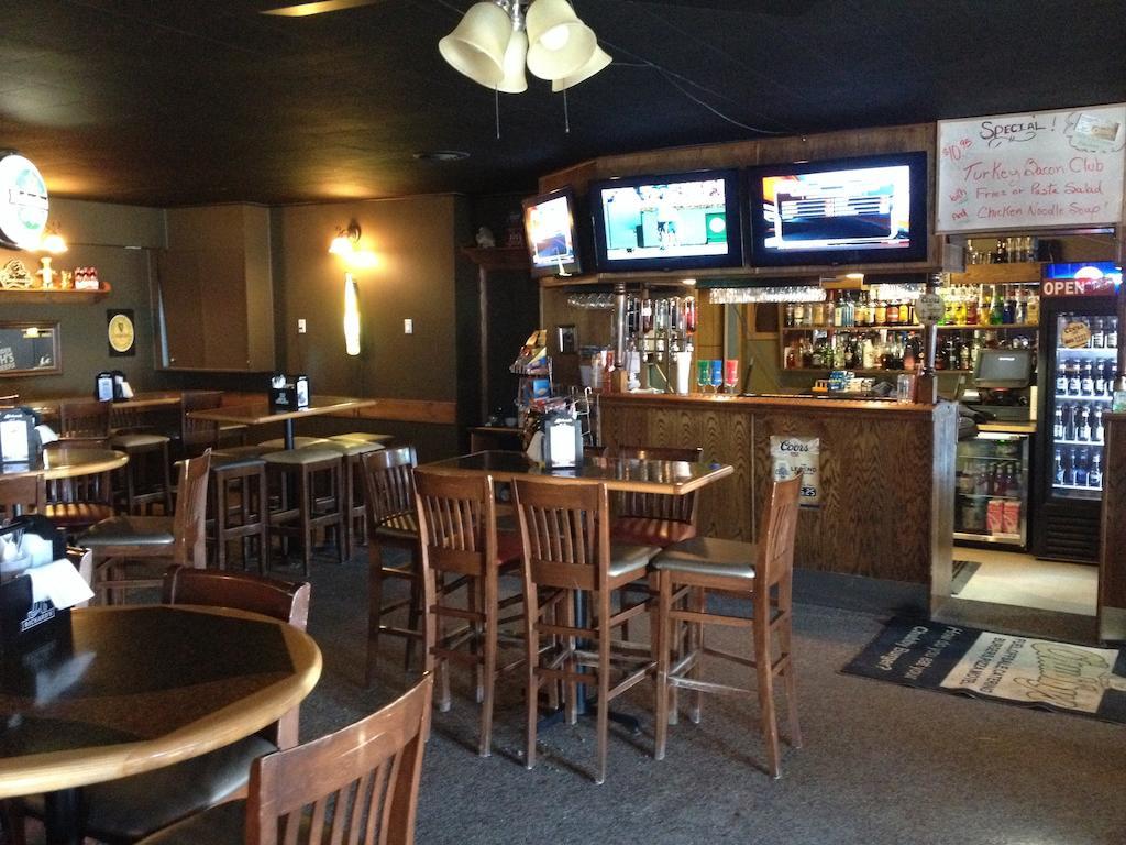 Chubby'S Bar & Motel Belle Plaine 외부 사진